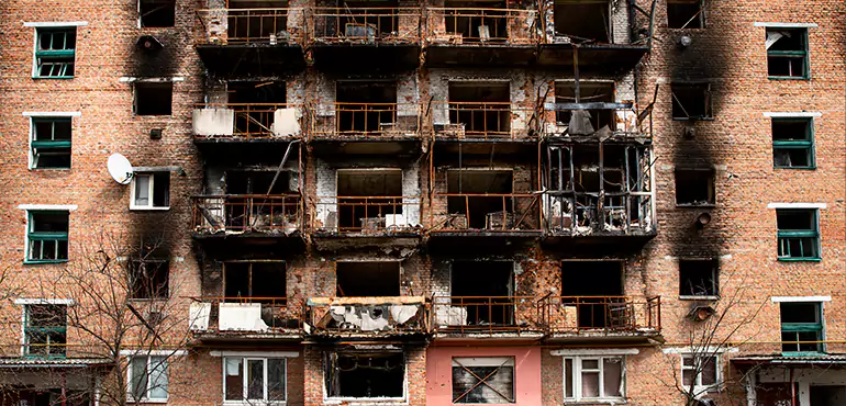 Why Homeowners Choose Us to Sell Their Distressed Homes in Vancouver